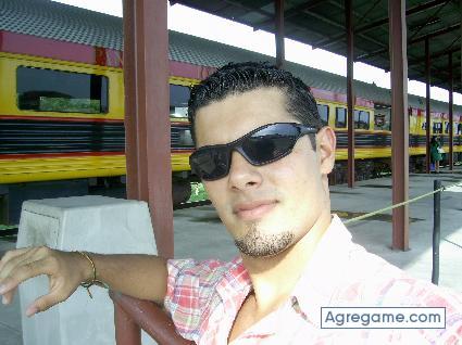 johynn chico soltero en Michelena