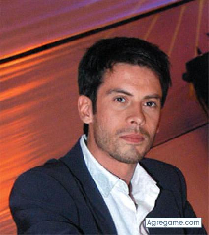 CARL8S chico soltero en Pilas
