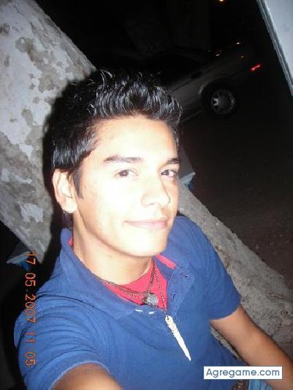 alejandr0 chico soltero en Santiago