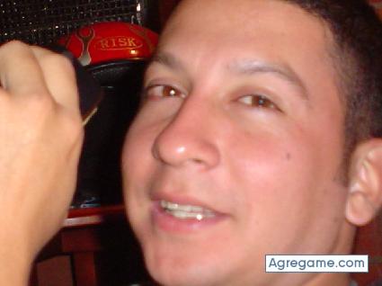 ELMONO chico soltero en Buga