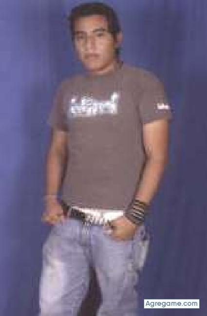 andresolorzano chico soltero en Guayaquil