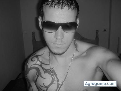 alexsurfboy chico soltero en Madrid