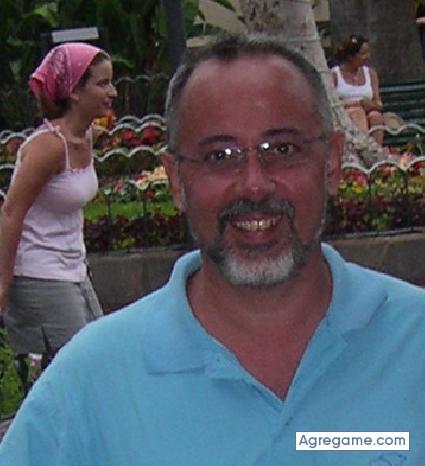 vivirlonuestro chico soltero en Madrid