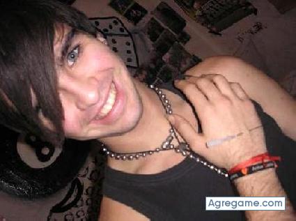 deadlyposion chico soltero en 