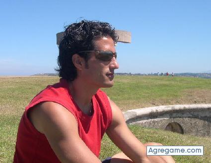 jormoran chico soltero en La Roda De Andalucia