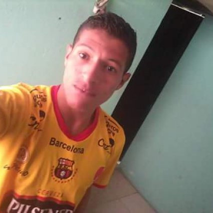 Enrique133 chico soltero en Guamote