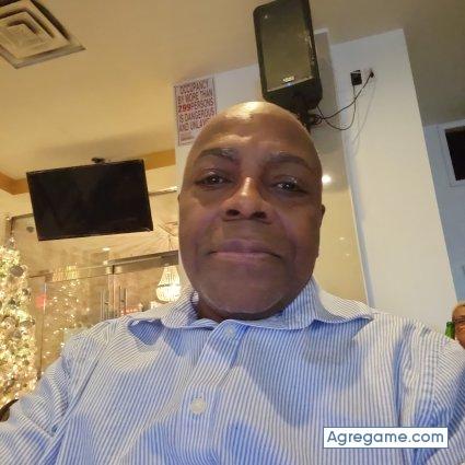 Morenazo4u chico soltero en Scranton