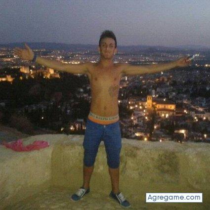 Maikel_27 chico soltero en Alhama De Almeria