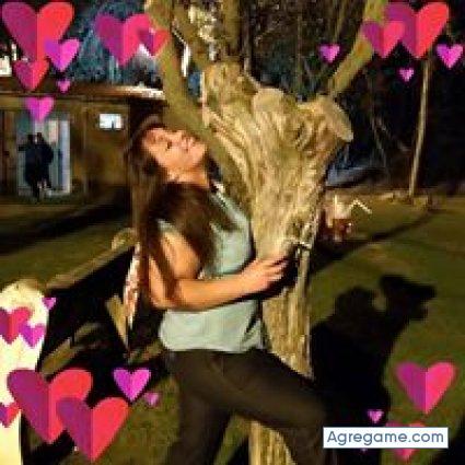 criscarmona chica soltera en Olvega