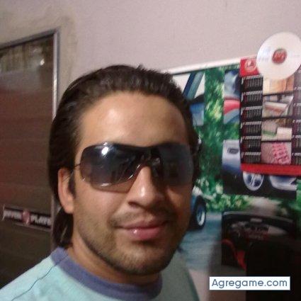 amorpuro chico soltero en Tornquist