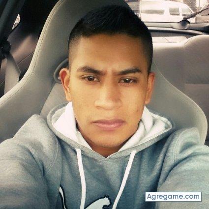 eliseosacor chico soltero en Plymouth