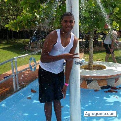 Noel35 chico soltero en Yamasá