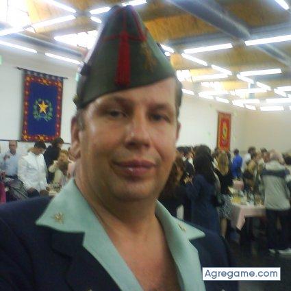 legionario424 chico separado en Pozuelo de alarcón