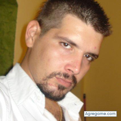 izan2 chico soltero en Sabadell