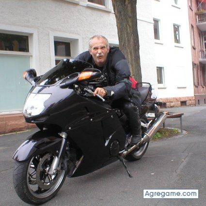 Zorrover chico soltero en Algodonales