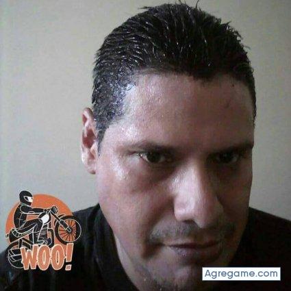 Roberto3408 chico divorciado en Memphis