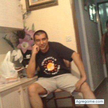 bienpeinado chico soltero en Lucena