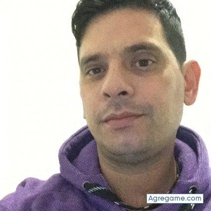 martoncho chico soltero en Avellaneda