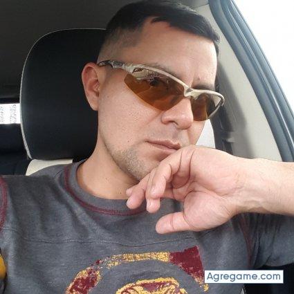 Runner64 chico casado en Hacienda Solanda