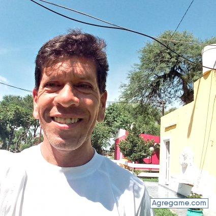 Vicmat chico soltero en Dolavón