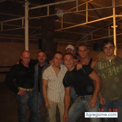 octubre chico soltero en Almenara