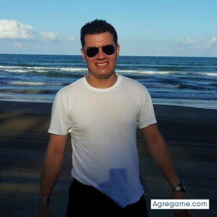 Luismarin98216 chico soltero en Rockville