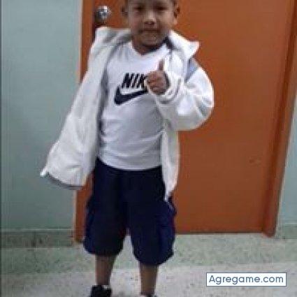 hectorrosales3671 chico soltero en Parque Lefevre