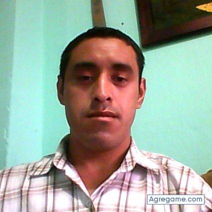Rogelio0439 chico soltero en San Pedro Sacatepequez