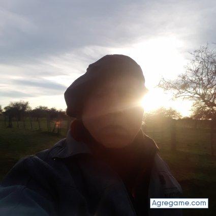 Francisco6000 chico casado en Monte Caseros