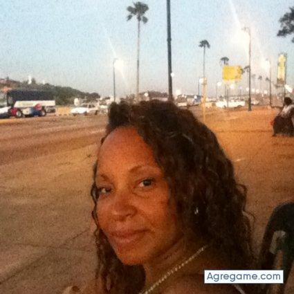 MaydaneShane chica casada en La Habana Vieja