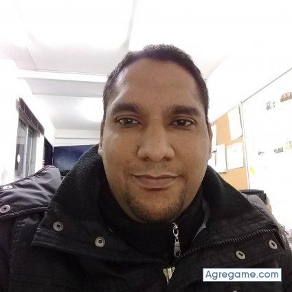 Blackvzla297 chico soltero en Santa Rita