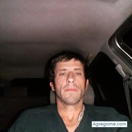 Juanandres095763 chico divorciado en Minas