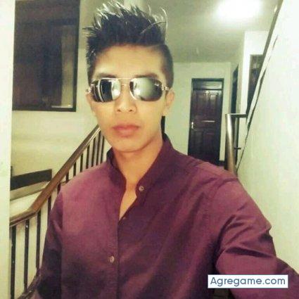 andrechijacineivin chico soltero en Okinawa Número Uno