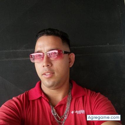 Magrey chico soltero en Santa Bárbara