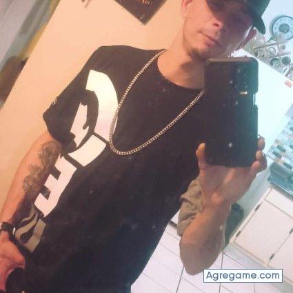 candelariocharlie chico soltero en 