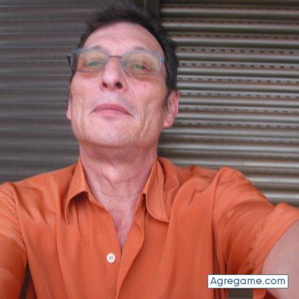 longveiclemcl chico casado en Barcelona