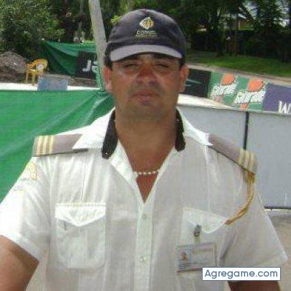 M1975 chico soltero en Don Torcuato