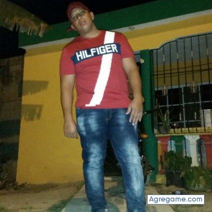 albertbonittillo chico soltero en Santo Domingo Este