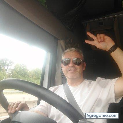 Antoinei50 chico soltero en Tavernes De La Valldigna