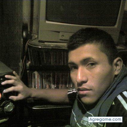 mois chico soltero en Lima