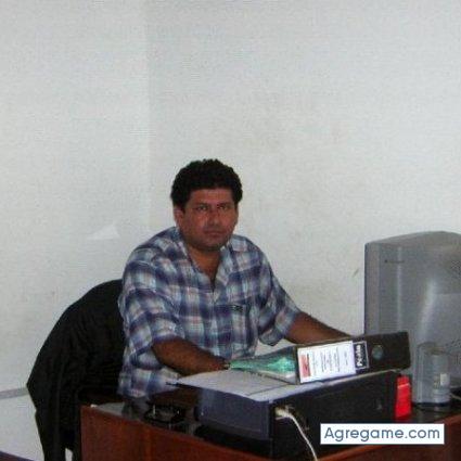 leondespierto chico soltero en Campoverde