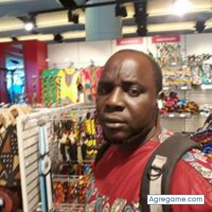 bayethiam chico soltero en Tarragona