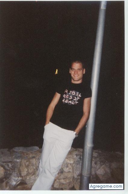 Capi chico soltero en Castelldefels