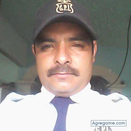 leobardolopez8964 chico soltero en Casas Grandes