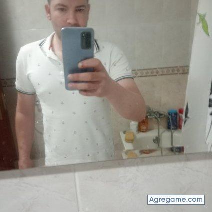 Luiamk86 chico soltero en Ponferrada