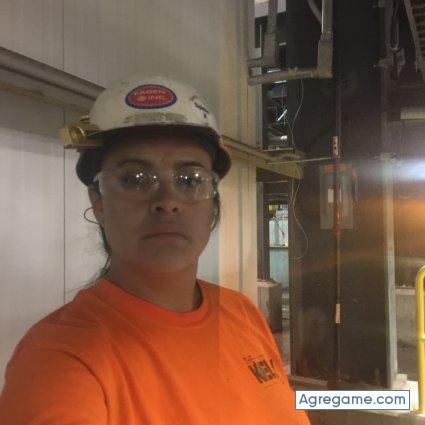 yansiris chica soltera en Streamwood