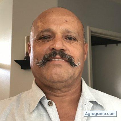 JuanItoalvarado chico separado en Azusa