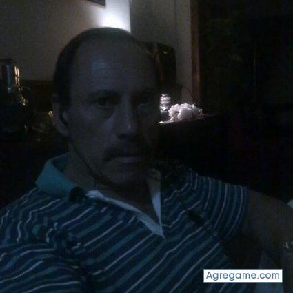 javier5420 chico soltero en Azul