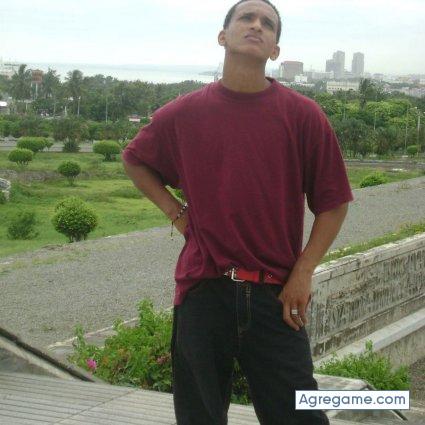 GANGSTER chico soltero en Gurabo Al Medio