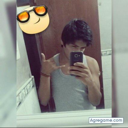 victoralberto3327 chico soltero en Salaverry